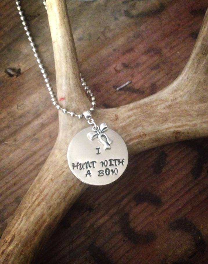 Bow Hunter Necklace Reviews